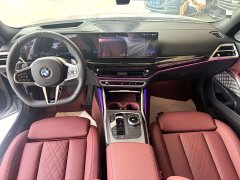 BMW 3 Series 330i M Sport Night Edition Package - ფოტო 4