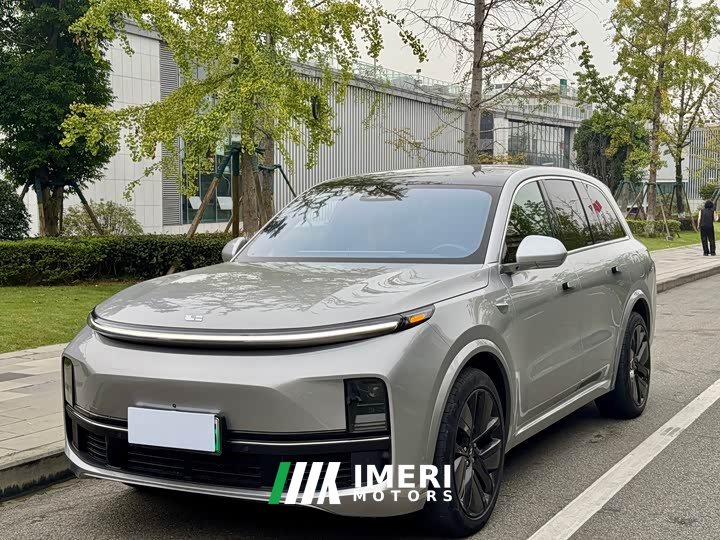 Li Auto L8 Pro - ავტომობილი ჩინეთიდან