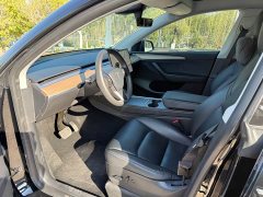 Tesla Model Y Long Range All-Wheel Drive - ფოტო 4