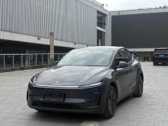 Tesla Model Y Rear-Wheel Drive - photo 1