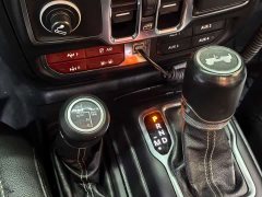 Jeep Wrangler New Energy Four-Door 2.0T 4xe Sahara - ფოტო 19