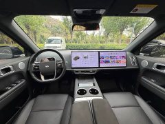 Li Auto L6 Max - ფოტო 8