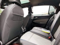 Volkswagen Golf 2025 Facelift 300TSI R-Line - ფოტო 13