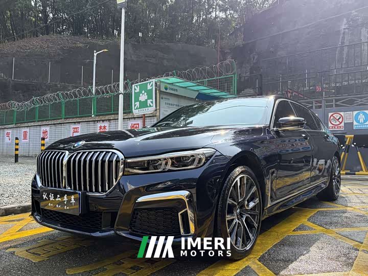 BMW 7 Series 740Li Premier M Sport Package - ავტომობილი ჩინეთიდან