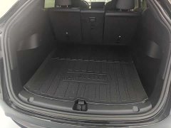 Tesla Model Y Standard Range RWD - ფოტო 10