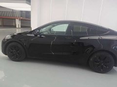 Tesla Model Y Standard Range RWD - ფოტო 5