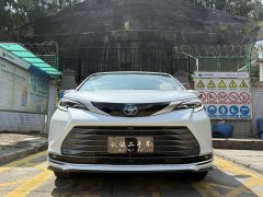 Toyota Sienna 2023 2.5L Hybrid Premium Edition - ფოტო 2
