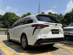 Toyota Sienna 2023 2.5L Hybrid Premium Edition - ფოტო 6