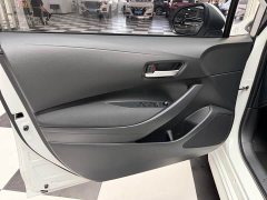 Toyota Corolla 2022 1.8L CVT Luxury - ფოტო 4