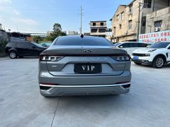 Ford Mondeo 2023 EcoBoost 245 Luxury - ფოტო 4