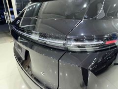 Li Auto L7 2024 Pro - ფოტო 16