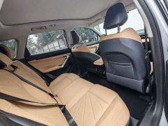 Geely Boyue L 1.5TD DCT Luxury - ფოტო 9