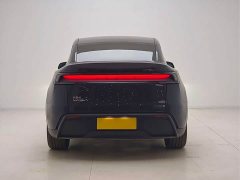Tesla Model Y Long Range All-Wheel Drive - ფოტო 10