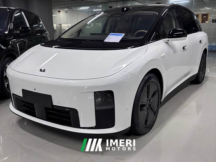 Li Auto i8 2025 Standard Edition - ავტომობილი ჩინეთიდან