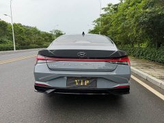 Hyundai Elantra 1.5L CVT Luxury - ფოტო 16