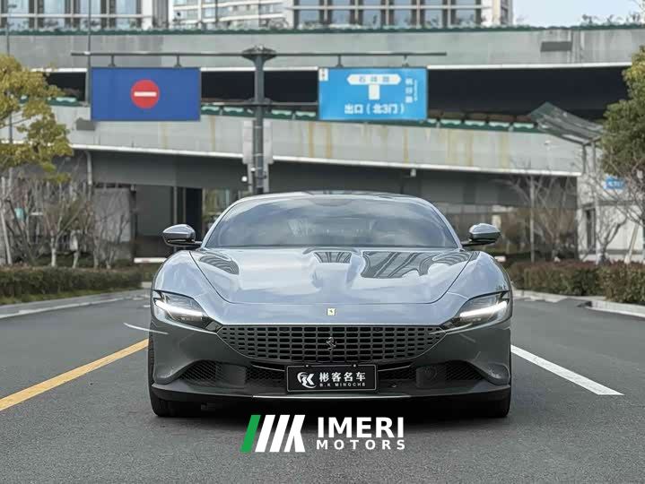 Ferrari Roma 3.9T V8