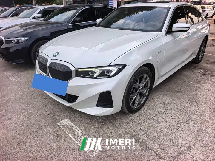 BMW i3 eDrive 35 L