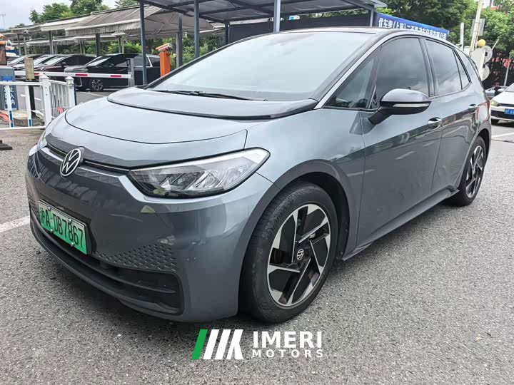 Volkswagen ID.3 Outstanding Edition - ავტომობილი ჩინეთიდან