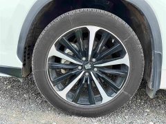 Toyota Crown Venza 2021 2.5L HEV AWD Premium - ფოტო 14