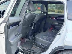 Toyota Crown Venza 2021 2.5L HEV AWD Premium - ფოტო 8