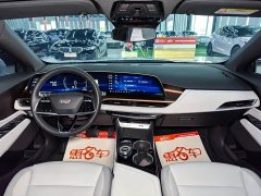 Cadillac GT4 2023 25T Fashion Edition - ფოტო 8