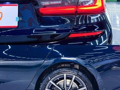 BMW 3 Series 325Li M Sport Package - ფოტო 8