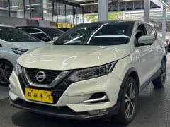 Nissan Qashqai 2.0L CVT Luxury - ფოტო 1