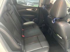 Nissan Qashqai 2.0L CVT Luxury - ფოტო 14