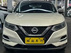 Nissan Qashqai 2.0L CVT Luxury - ფოტო 2