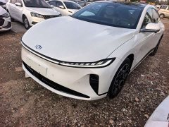 Changan Qiyuan A07 Ultra-Long Blue Whale Pure Electric 730 Flagship - ფოტო 1