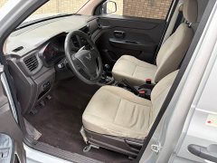 Wuling Hongguang V 2019 1.5L Base Enclosed Window Van National VI LAR - ფოტო 4