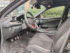 Honda Civic Hatchback 220 Turbo Manual Sport Edition - ფოტო 6