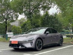 Xiaomi SU7 Rear-Wheel Drive Standard Edition - ფოტო 1