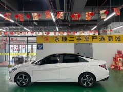Hyundai Elantra 1.5L CVT Luxury - ფოტო 10