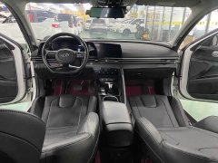 Hyundai Elantra 1.5L CVT Luxury - ფოტო 9
