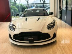 Aston Martin DB12 4.0T V8 Coupe - ფოტო 2