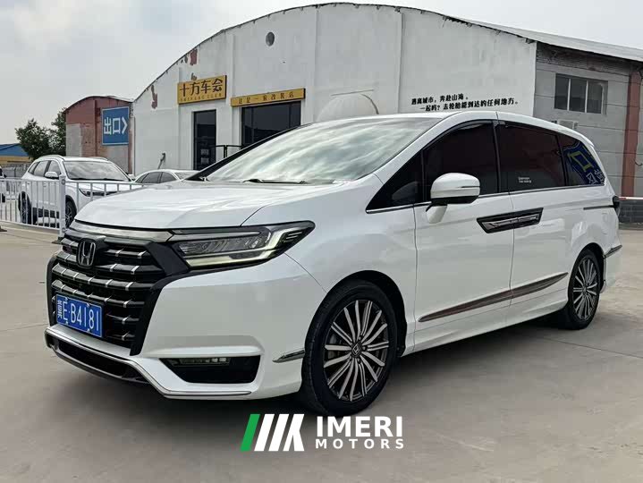Honda Odyssey 2022 2.0L e:HEV Luxury - ავტომობილი ჩინეთიდან