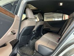 Lexus ES 200 Premium Edition - ფოტო 10