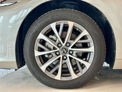 Lexus ES 200 Premium Edition - ფოტო 12