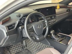 Lexus ES 200 Premium Edition - ფოტო 7