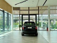 Rolls-Royce Cullinan 2024 Black Badge - ფოტო 4
