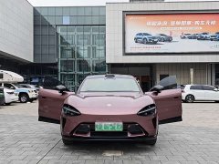 Xiaomi YU7 Four-Wheel Drive Max Edition - ფოტო 4