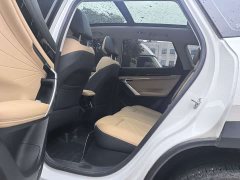 Geely Boyue L 1.5TD DCT Luxury - ფოტო 6