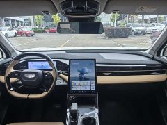 Geely Boyue L 1.5TD DCT Luxury - ფოტო 8