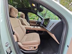 Li Auto L6 Max Smart Refresh Edition - ფოტო 9