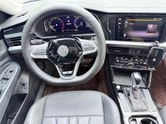 Volkswagen Passat Outstanding Edition 380TSI Dragon Ascendant Version - ფოტო 5