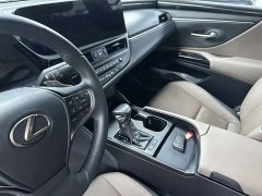 Lexus ES 2025 200 Premium Edition - ფოტო 5