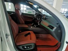 BMW 5 Series 530Li Luxury M Sport Package - ფოტო 11