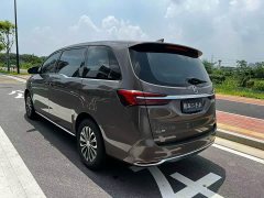 Buick GL8 Land Executive Cabin 652T Luxury - ფოტო 7