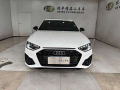 Audi A4L 200 Million Units Joyful Edition 40 TFSI Luxury Dynamic - ფოტო 3